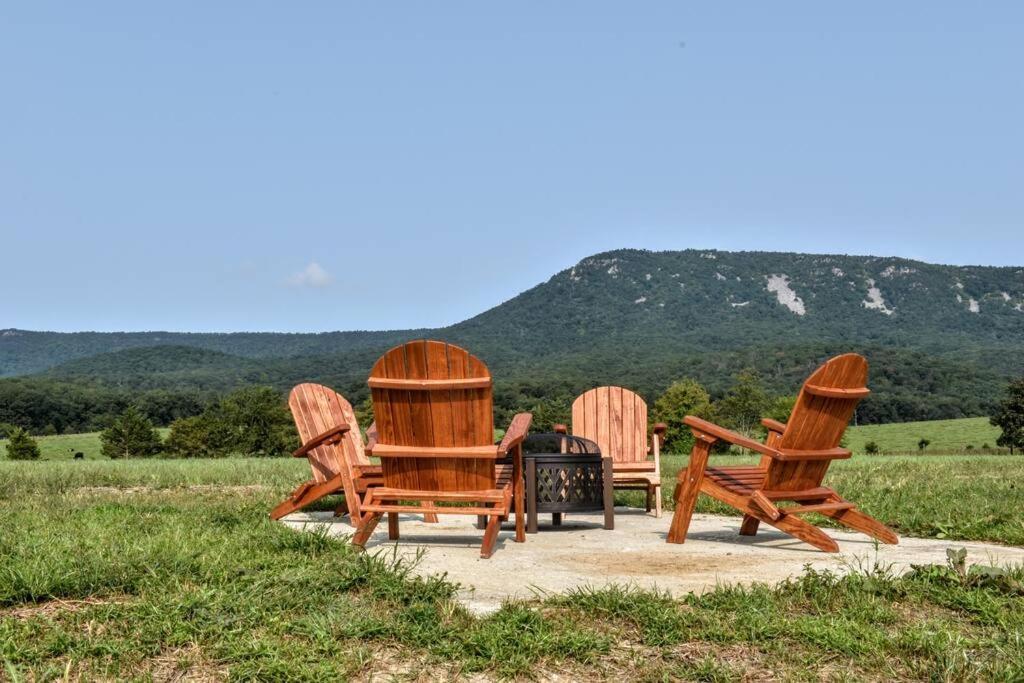Holly Tree Retreat Located In Beautiful Luray, Va. Villa Eksteriør bilde